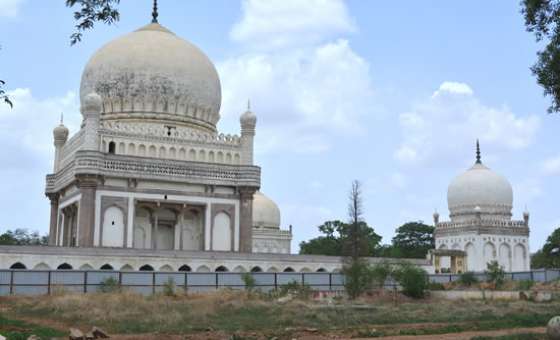 Hyderabad Qutub Shashi Tomb